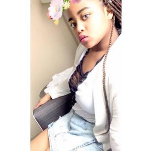 Meet your Posher, Julia